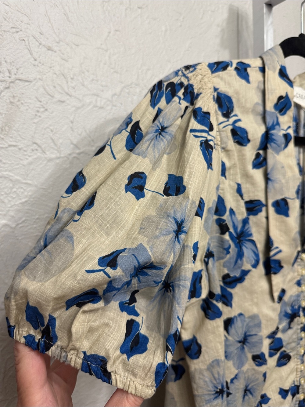 The Great The Fairway Blue Floral Puff Sleeve Button-Front Cotton Blouse - Picture 5 of 7